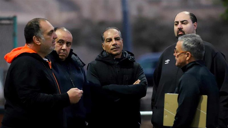 فيوتشر، فيتو