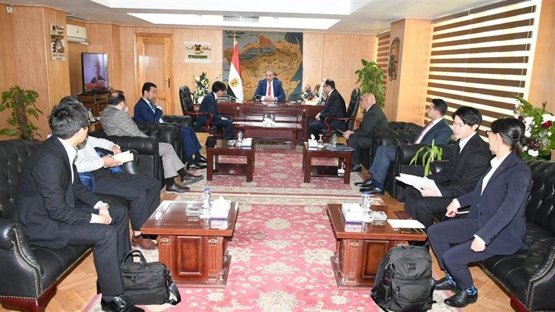 لقاء وفد مصنع الضفائر