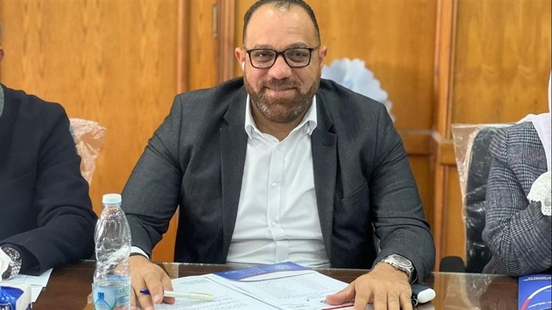 محمد فايق عضو الغرفة