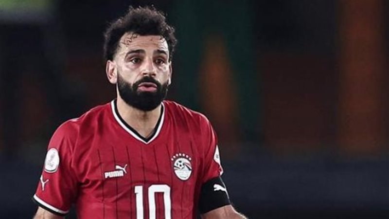 محمد صلاح قائد منتخب