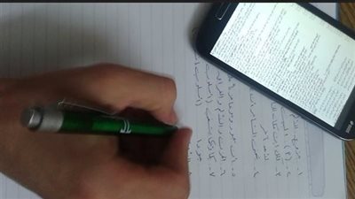 تداول أسئلة وإجابات امتحانات الشهادة الإعدادية 2025 في 5 محافظات على 