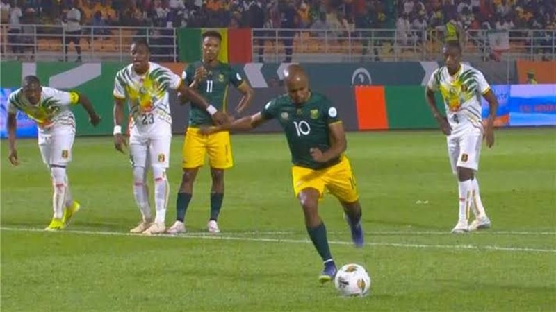 جنوب أفريقيا ومالى،