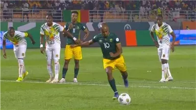 أمم إفريقيا، أول تعليق من بيرسي تاو بعد إهدار ركلة جزاء أمام مالى