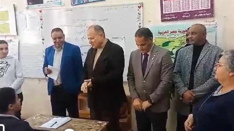 محافظ أسيوط يتفقد