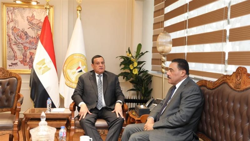 وزير التنمية المحلية