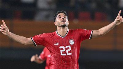 صراع إنجليزي على ضم عمر مرموش 