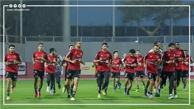  بعثة الأهلى تصل مطار القاهرة استعدادا للسفر إلى الإمارات (فيديو)