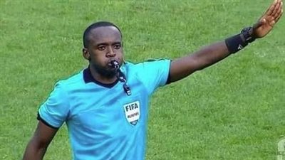 أرقام الحكم بيتر كاماكو في 10 مباريات قبل مواجهة مصر وبوركينا فاسو (إنفوجراف)