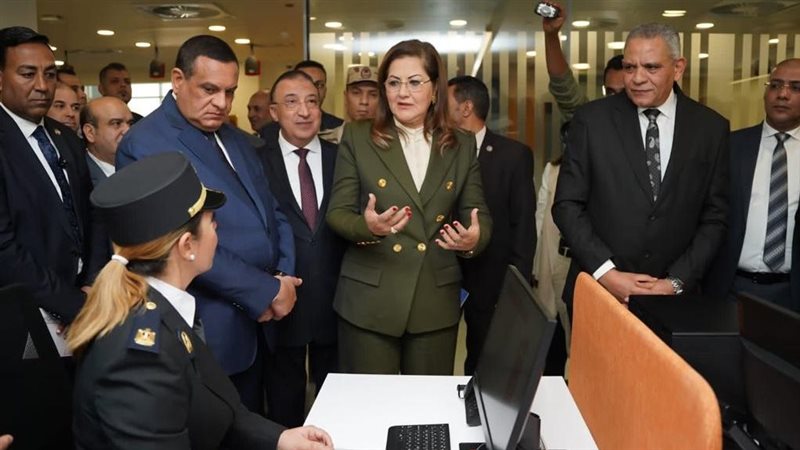 وزيرا التخطيط والتنمية