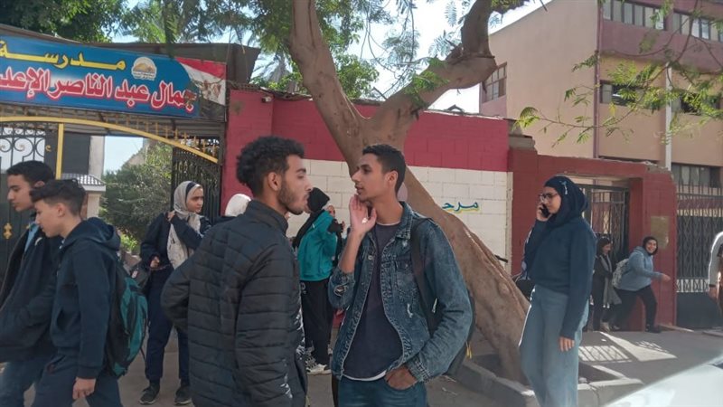 طلاب الصف الثاني