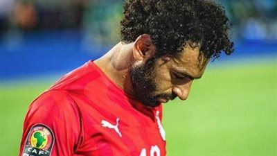 مغادرة محمد صلاح للمنتخب تثير جدلًا واسعًا، والجمهور: مصر أهم من ليفربول 