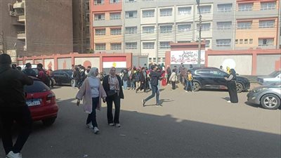 ارتياح بين طلاب الشهادة الإعدادية بالقليوبية بعد أداء امتحان الجبر والإحصاء 