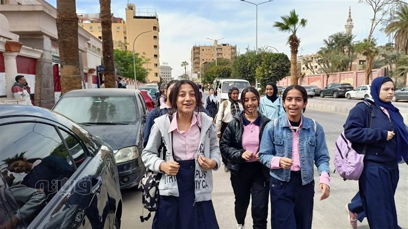 طلاب الإعدادية بالأقصر،فيتو