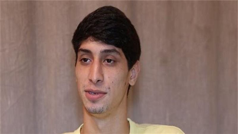 أحمد الأزعر، فيتو