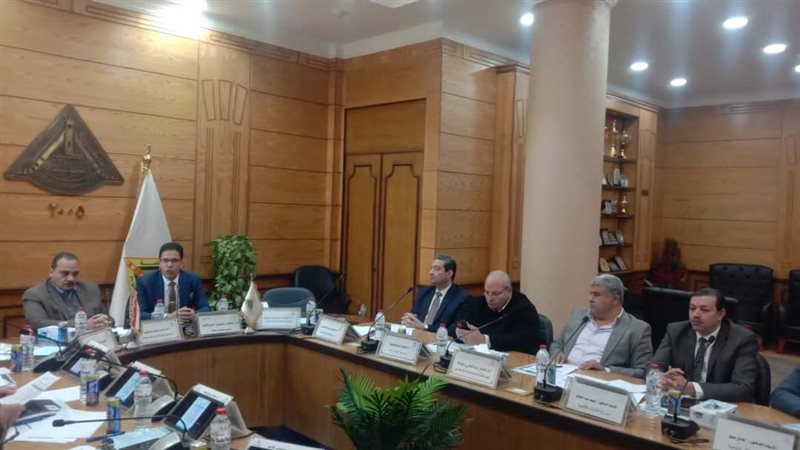 جامعة بنها، فيتو