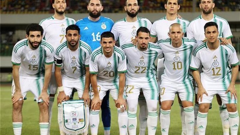 منتخب الجزائر يتعادل