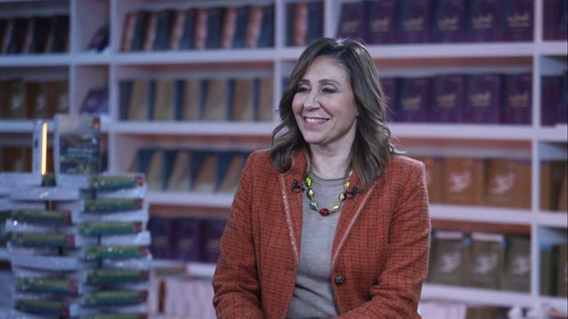 وزيرة الثقافة نيفين