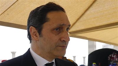 علاء مبارك يكشف مقطع نادر أحرج فيه والده أمريكا 