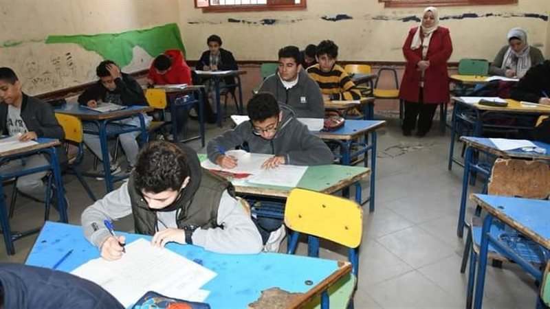 امتحانات الاعدادية،