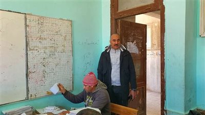 تعليم المنوفية تستبعد رئيس لجنة بالشهادة الإعدادية