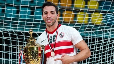 أحمد الأحمر تاريخ حافل من الإنجازات فى عيد ميلاده الـ40 