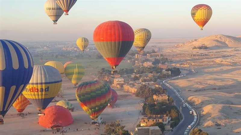 البالون الطائر، فيتو