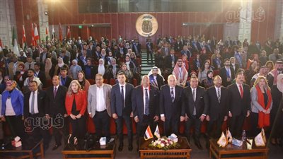 رئيس جامعة الأقصر يشهد افتتاح البرنامج التدريبي إعداد قادة الوطن العربي (صور)