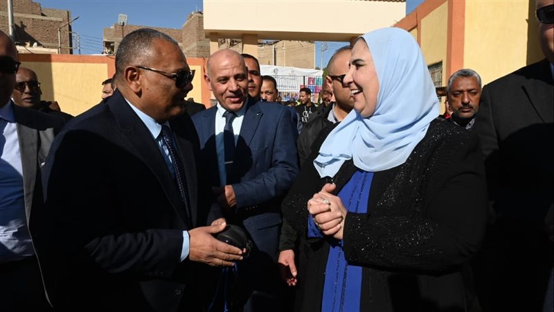نفين القباج, فيتو