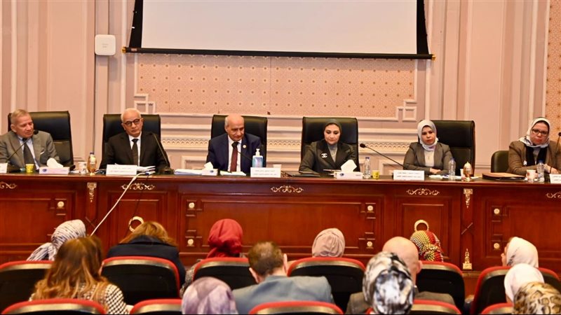 رضا حجازي أمام اجتماع