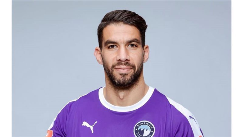 شريف إكرامي، فيتو