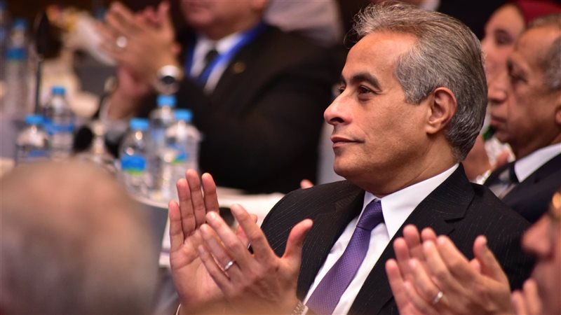 حسن شحاتة وزير العمل،فيتو