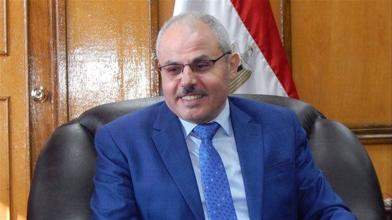 الدكتور ناصر مندور