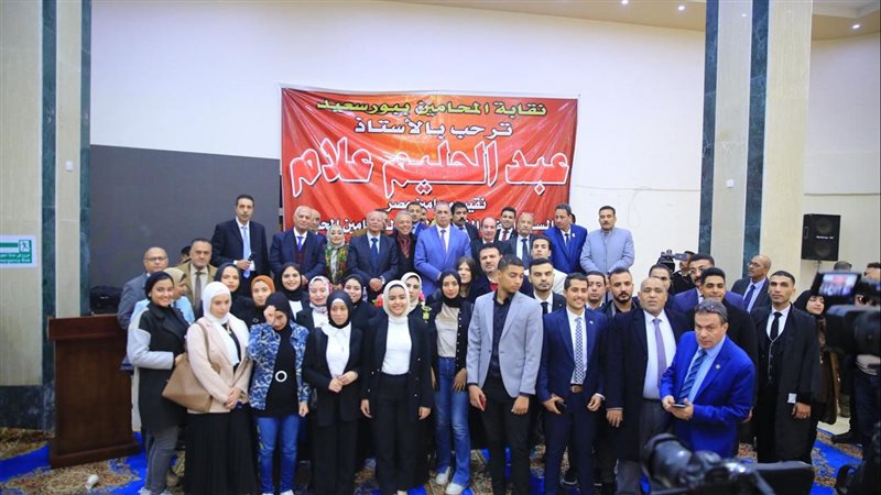عبدالحليم علام والمحافظ