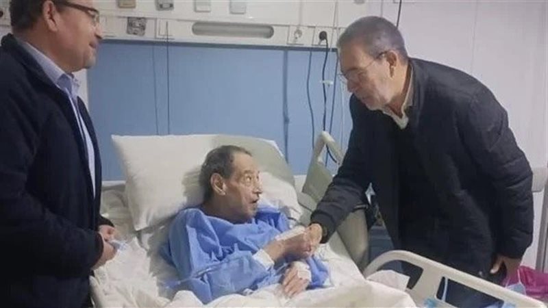 الشاعر مجدي نجيب