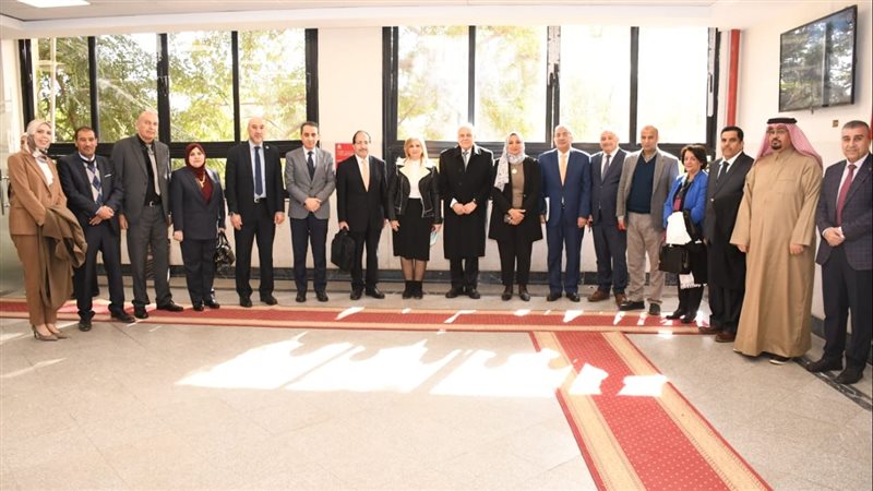 جامعة عين شمس، فيتو