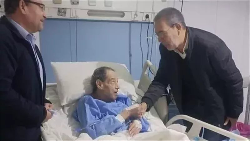 الشاعر مجدي نجيب
