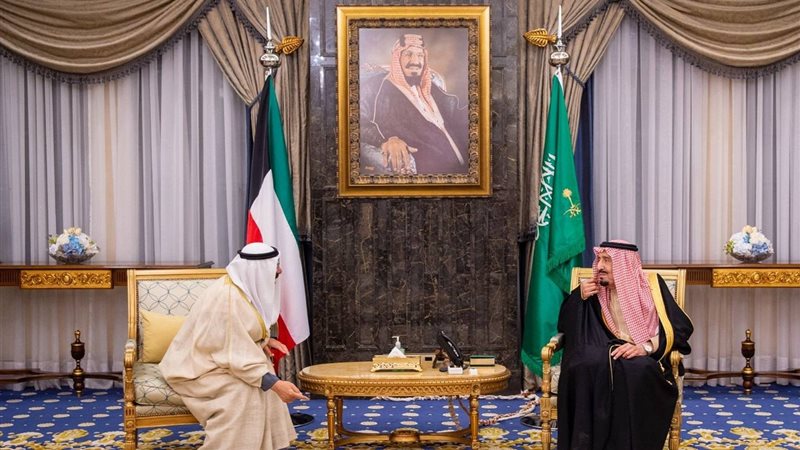 أمير الكويت والعاهل
