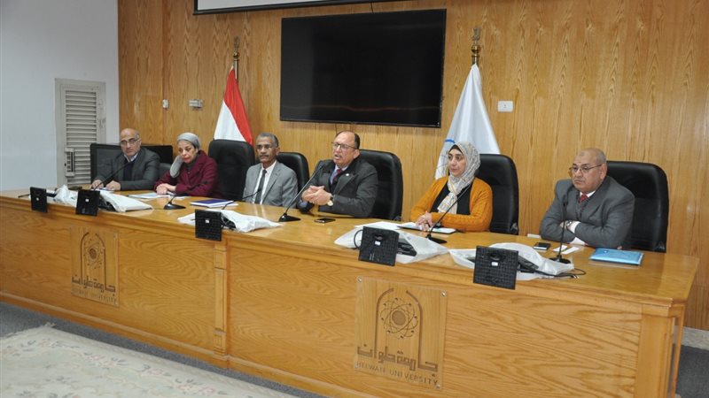 الدكتور السيد قنديل