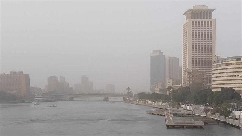 ثلوج وأمطار رعدية