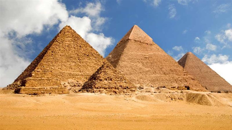 الأهرامات، فيتو