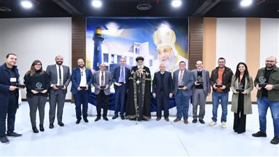 البابا تواضروس الثاني يفتتح مبنى منارة العالم