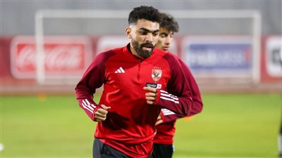 خالد عبد الفتاح يشارك في التدريبات الجماعية للأهلي