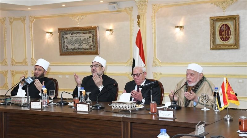 محمد مختار جمعة،