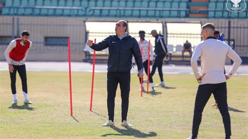 علي ماهر، فيتو