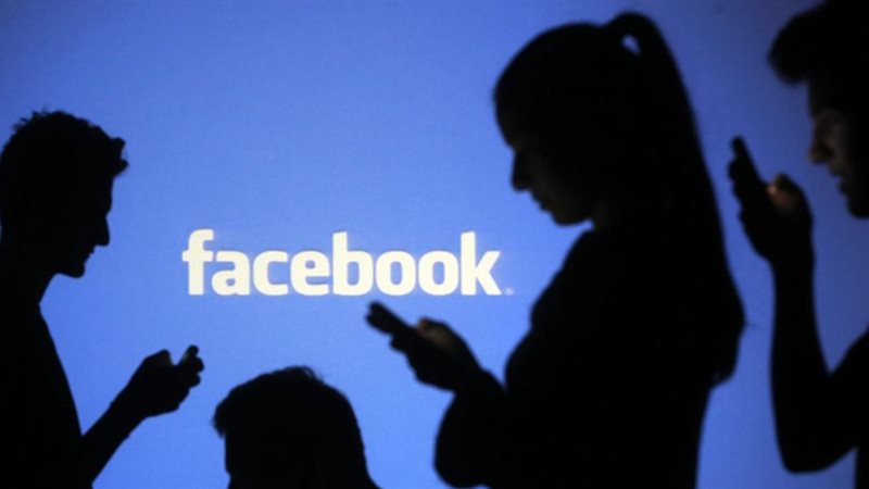 تطبيق فيسبوك، فيتو