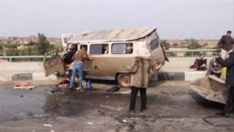 حادث تصادم بالطريق