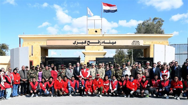 زيارة لوفد من أعضاء