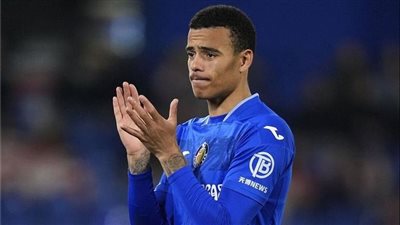 أزمة جديدة تهدد تعاقد برشلونة مع جرينوود 