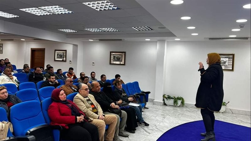 فعاليات الندوة، فيتو