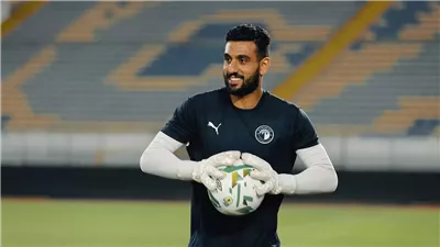 حقيقة مفاوضات الزمالك مع أحمد الشناوي 